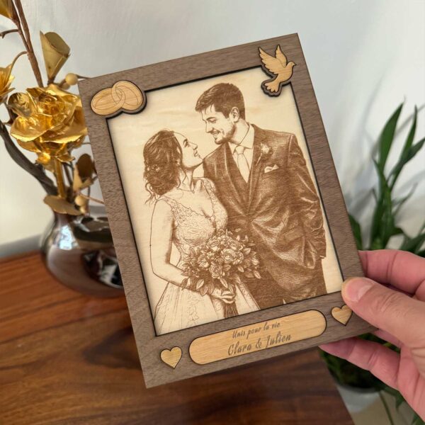 photo laser sur bois mariage