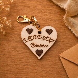 porte clé coeur i love you gréve au laser sur bois